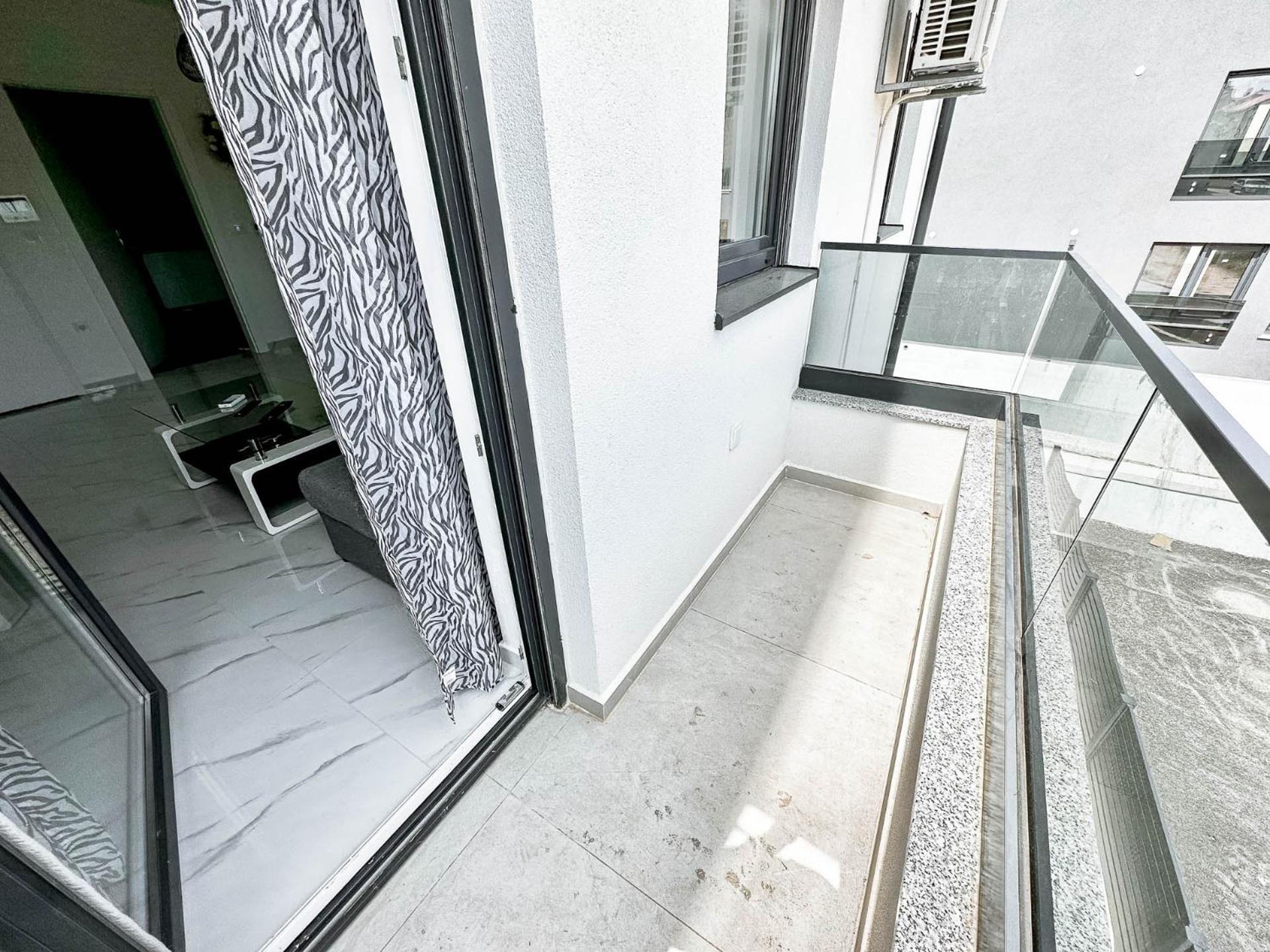 זאדאר Brand New 2 Bed, 1 Bath Condo מראה חיצוני תמונה