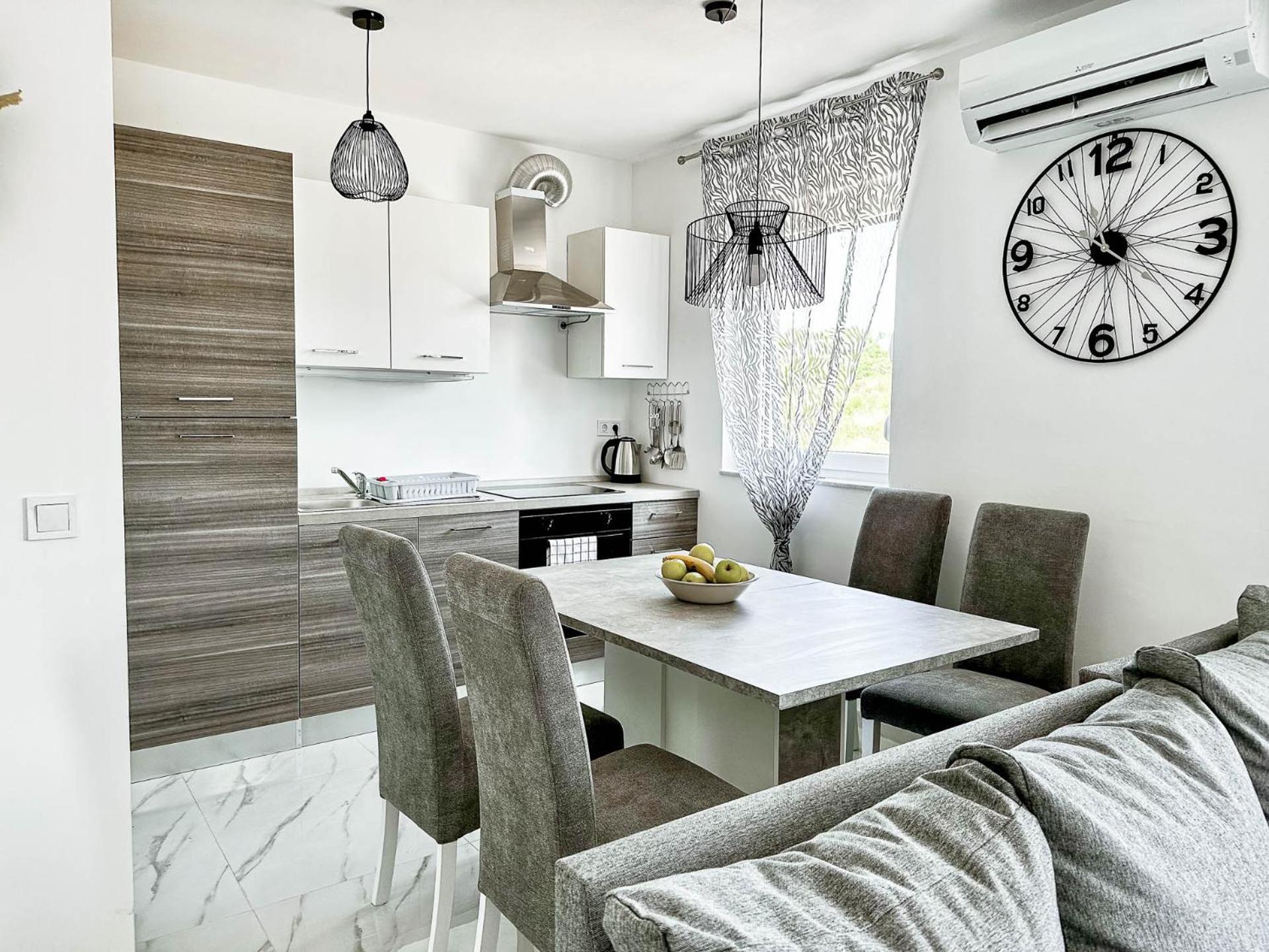 זאדאר Brand New 2 Bed, 1 Bath Condo מראה חיצוני תמונה