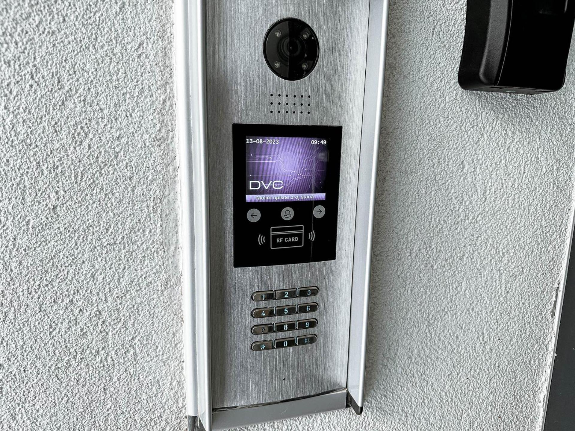 זאדאר Brand New 2 Bed, 1 Bath Condo מראה חיצוני תמונה